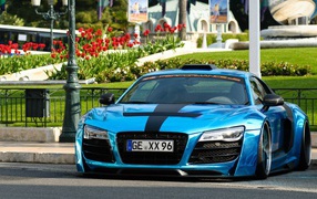 Бирюзовый Audi R8 V10 by xXx Performance