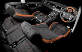 Салон автомобиля Land Rover