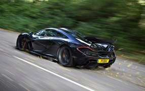 Спортивный McLaren P1