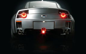 Стоп сигнал автомобиля