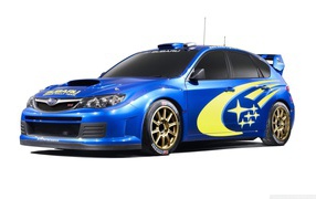 Синий Subaru Impreza с символикой на двери
