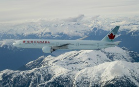 Самолет Канадских авиалиний
