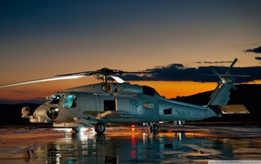 Военный вертолет Sikorsky UH-60 Black Hawk