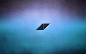 Черные треугольники на черно голубом градиенте
