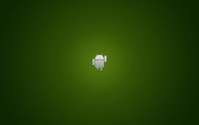 Серый андроид на зеленом фоне