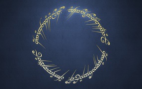 Надписи с Кольца всевластия на синем фоне