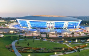 Донбасс Арена — футбольный стадион в Донецке