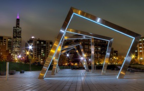 Современные скульптуры на площади в городе