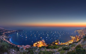 Огни на яхтах в бухте Монако