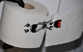 Рисунок на туалетной бумаге