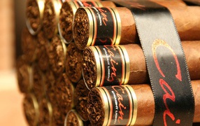 Дорогие кубинские сигары