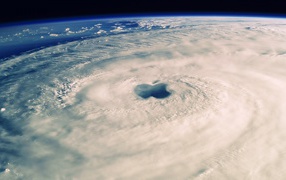 Ураган в честь компании Эппл