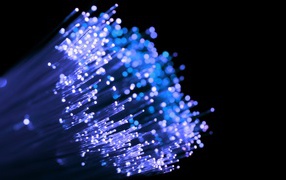 Огоньки на кончиках оптоволокна