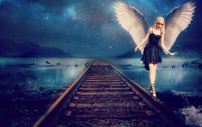 Ангел идет по рельсам