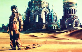 Космонавт у заброшенного храма в пустыне