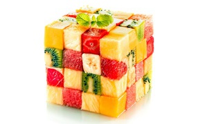 Cube of chopped pieces of fruit