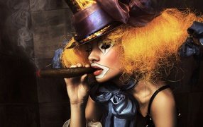 Девушка клоун с сигарой