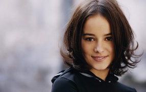 Милая девушка Alizee из Франции