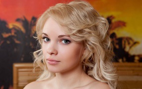 Милая девушка модель Feeona A