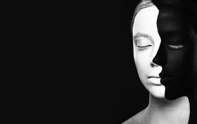 Лица девушек оптическая иллюзия