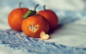 Сердце в кожуре апельсина