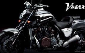 Мотоцикл Ямаха В-Макс, черный