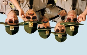 Герои фильма Суперполицейские