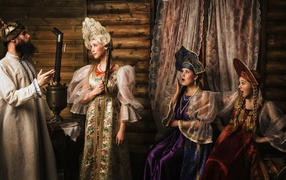 Три девицы под окном