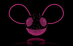 Розовый диджей deadmau5