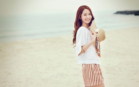 Юонна гуляет по пляжу, Girls’ Generation