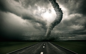 Торнадо разрушает покрытие шоссе