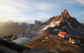 Гостиница у вершины горы