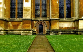 Внутренний дворик старинного монастыря