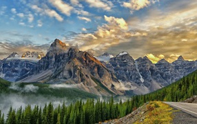 Valley of the Ten Peaks, Canada