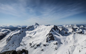 Заснеженные вершины гор в Норвегии