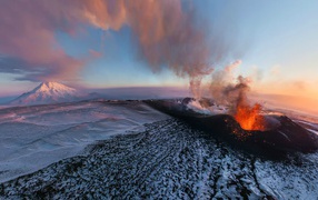 Вулкан Плоский Толбачик на Камчатке
