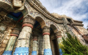 Columns of ancient buildings, HDR Photo
