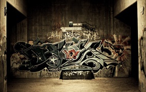 Граффити в подворотне