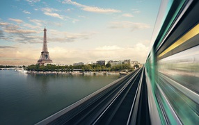Photos of the Eiffel Tower from the train window