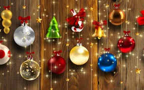 Елочные украшения на Новый год 2017