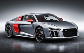 Серебристый автомобиль Audi R8 Coupe Sport Edition, 2018