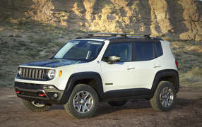 Стильный белый Jeep Renegade Commander Concept 