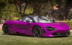 Фиолетовый спортивный автомобиль McLaren MSO 720S Coupe Fux Fuchsia, 2017