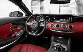 Кожаный салон Mercedes Benz S65 AMG Cabriolet 2017 