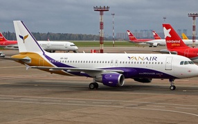 Airbus UR-YAD airlines YanEyr