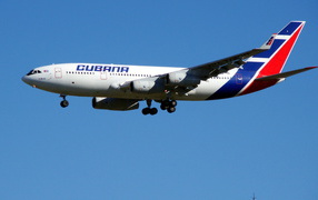 Самолет Ил-96 кубинской авиакомпании Cubana 