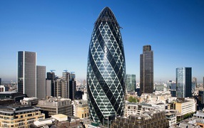 Необычный красивый небоскреб Мэри-Экс, Англия 