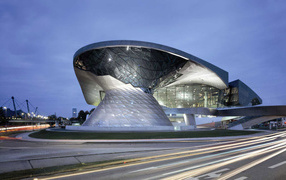 Выставочный центр Мир BMW, город Мюнхен. Германия