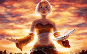 Голубоглазая девушка блондинка с волшебной книгой в руке, фэнтези