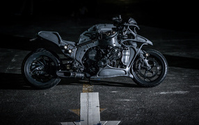 Черный мотоцикл  BMW K1600GTL Juggernaut